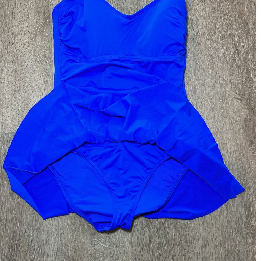 Swim - Picture 4 of 11